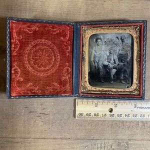 1/6 Plate Tintype Photo 3 African American Workers 1880s Union Case Scratches